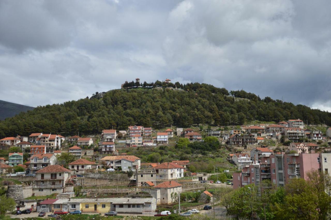 Apartament Apartman Biser Trebinje Zewnętrze zdjęcie